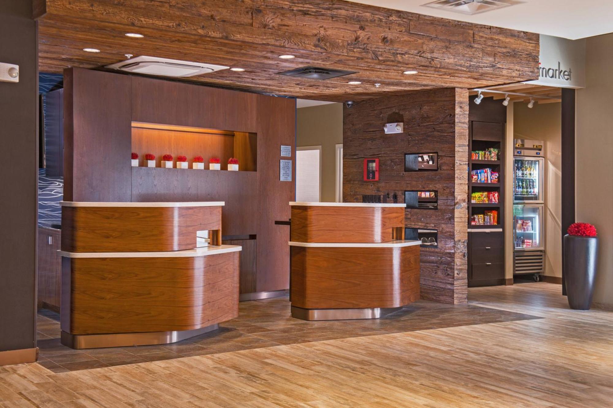 Courtyard By Marriott Shippensburg Hotel Kültér fotó