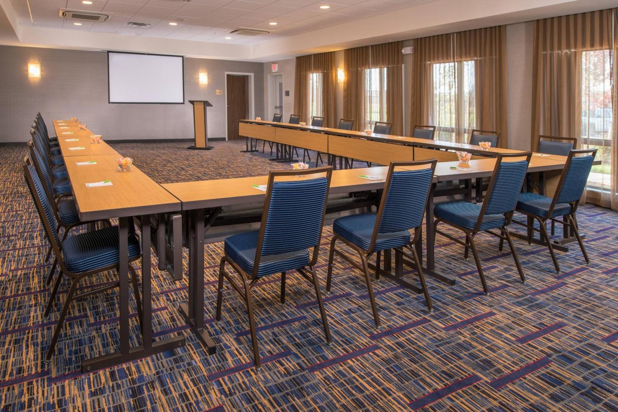 Courtyard By Marriott Shippensburg Hotel Kültér fotó