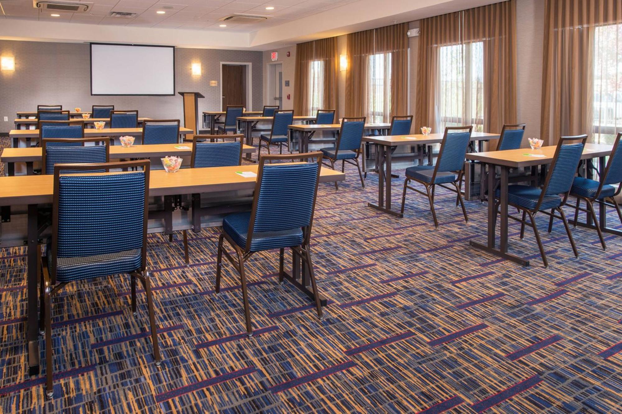 Courtyard By Marriott Shippensburg Hotel Kültér fotó